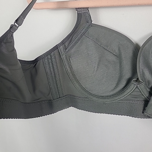 NEW FallSweet Women GreyPadded Push Up Comfort Underwire Hide Back Bulge Bra 36B - Picture 8 of 12